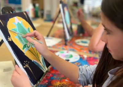 student painting